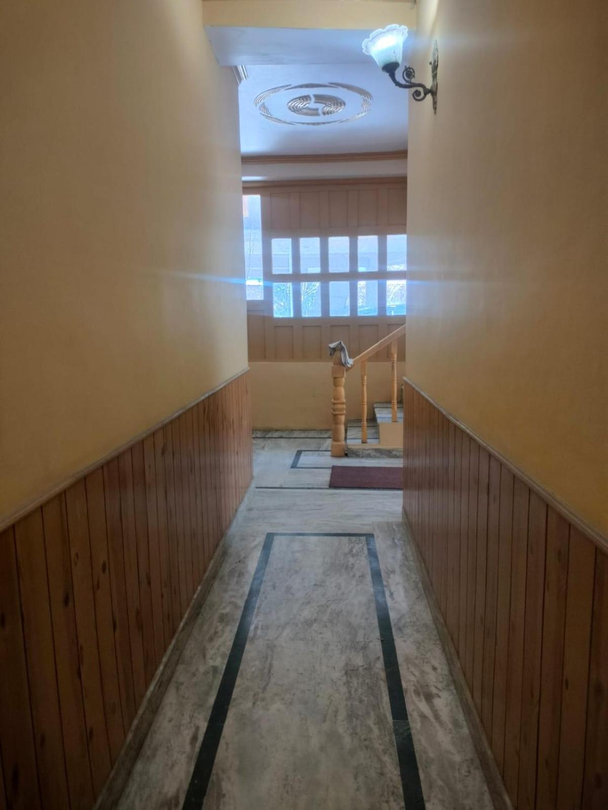 Govind Royal Stay Manāli Exterior foto